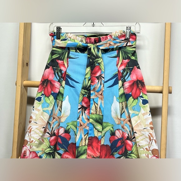 JEALOUS TOMATO Tropical  print wide‎ leg Capri pants size M. - Picture 3 of 11